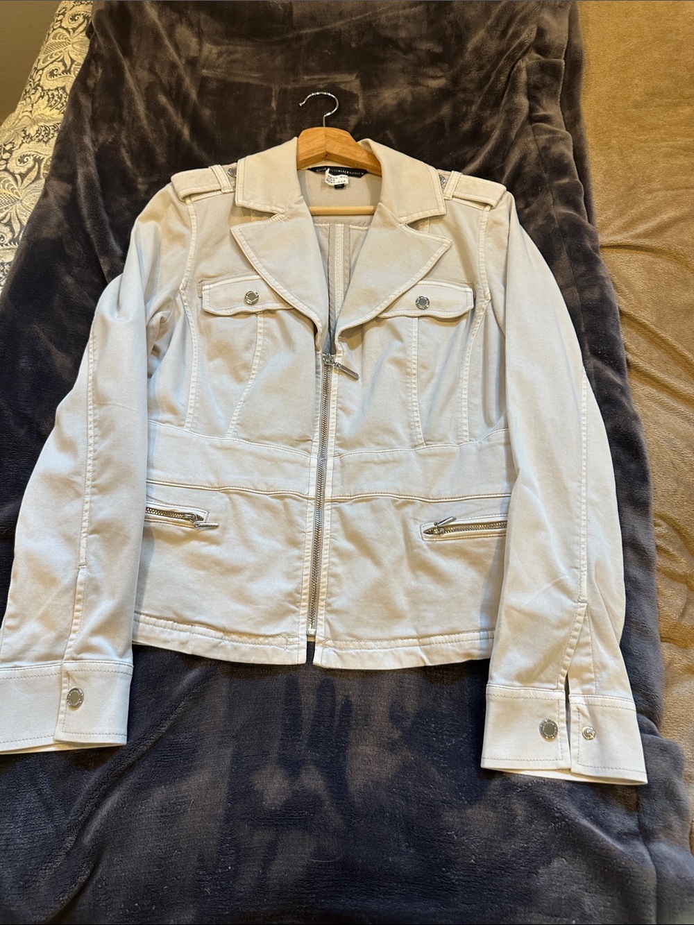 White House Black Market Light Beige Zip-Front Jean Jacket